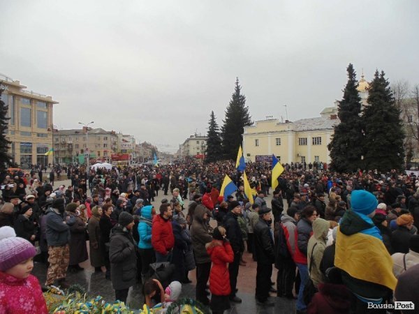 Віче «Україна Єдина!» у Луцьку. ФОТО
