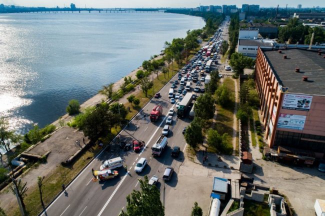 Жахлива аварія у Дніпрі: загинула сім'я з дитиною. ФОТО