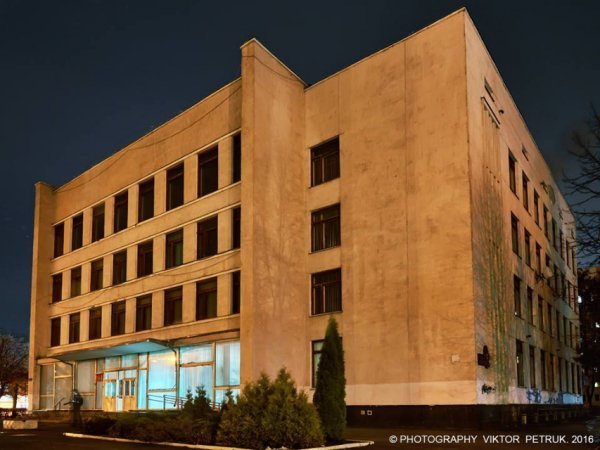 Опублікували вражаючі фото вечірнього Луцька