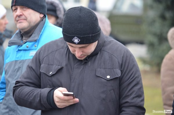 Віче на Театральному майдані: резолюція. ФОТО. ОНОВЛЕНО