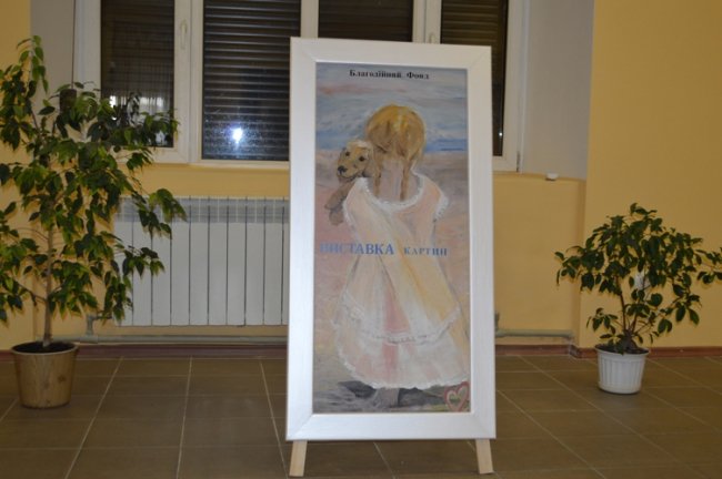 Анонімний меценат з Нідерландів виставив свої картини у Ковелі