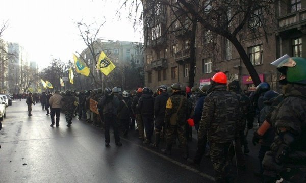 Верховну Раду пікетують тисячі майданівців. ФОТО