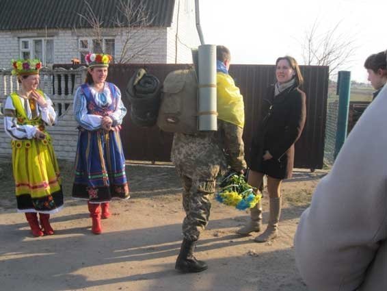 На Ковельщині зустріли демобілізованого бійця. ФОТО