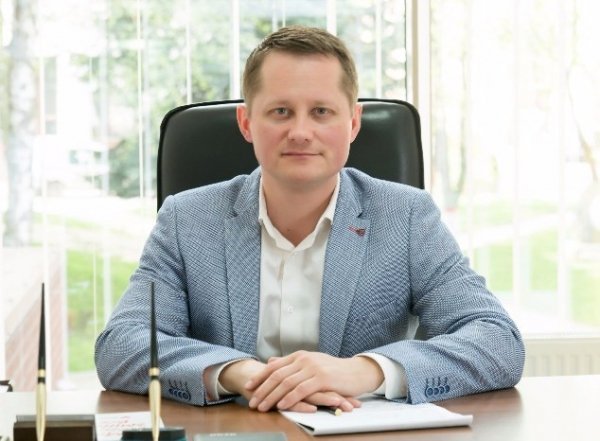 Як відреагували депутати на замінування свого робочого місця. ФОТО