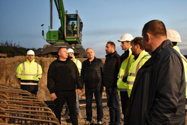 На Волині зводять вітрову електростанцію. ФОТО