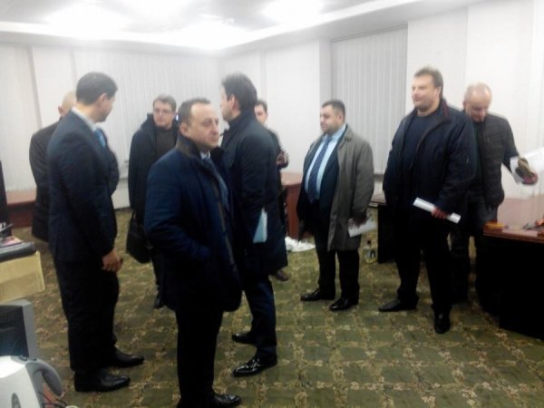 Нові нардепи «виселили» Ківалова з кабінету . ФОТО