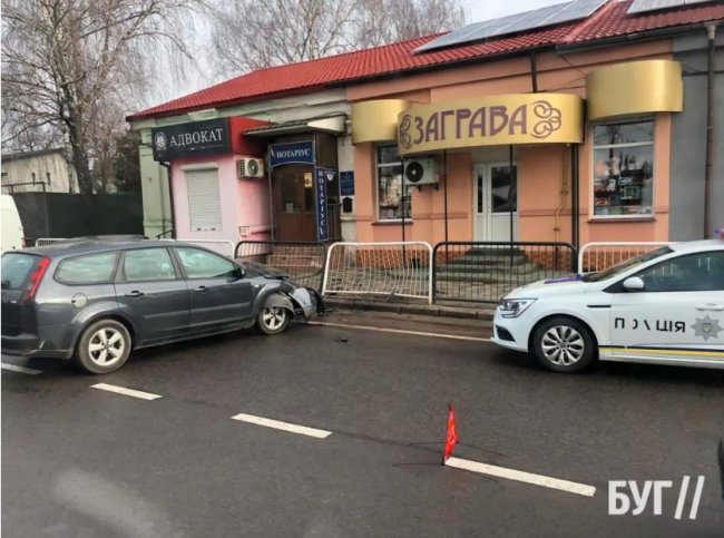 На перехресті на Волині не розминулися два авто