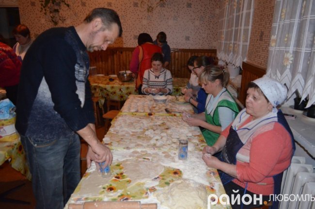 На Волині триває кулінарний аналог #22PushUpChallenge