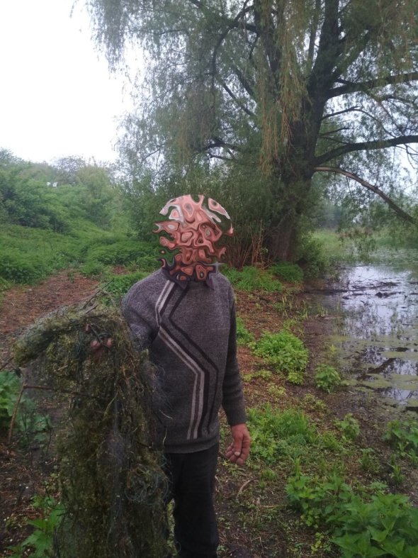 У Луцьку виявили чоловіка, який ловив рибу забороненим знаряддям