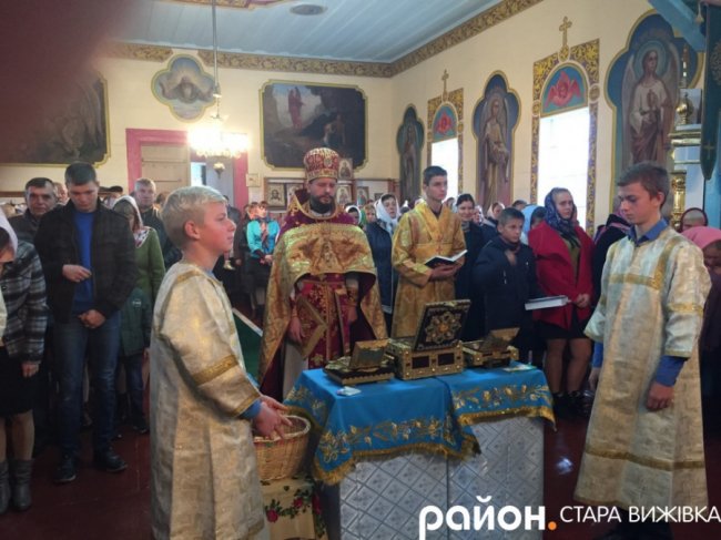 У село на Волині привезли мощі святих. ФОТО