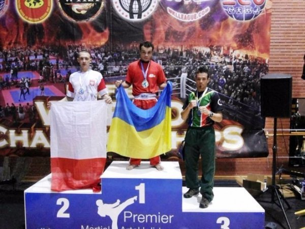 Волинські «королі рингу» привезли додому медалі світової першості з кікбоксингу. ФОТО