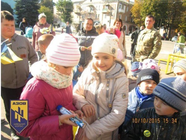У Нововолинську відбулися змагання з армреслінгу. ФОТО