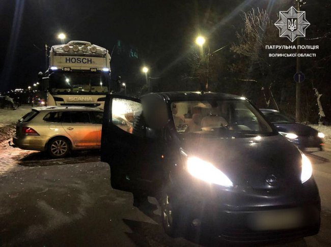 У Луцьку зіткнулися три автівки. ФОТО