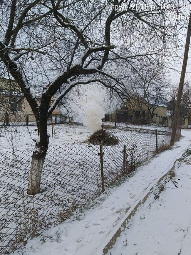 Лучанин заробив протокол за багаття біля дитсадка. ФОТО