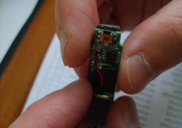 Нацгвардійці знайшли поблизу чорнобильської АЕС шпигунську авторучку . ФОТО