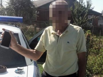 Волинянин вкрав у пенсіонерки  телефон