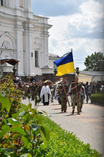 Лучани провели в останню дорогу Героя Сергія Геру. ФОТО