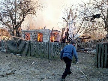 На Житомирщині авіаудар знищив 13 будівель, є травмовані
