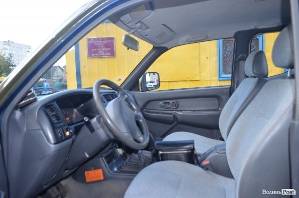 У Луцьку освятили автомобіль в зону АТО. ФОТО