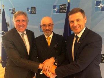 Резніков анонсував створення ІТ-коаліції в рамках «Рамштайну» 