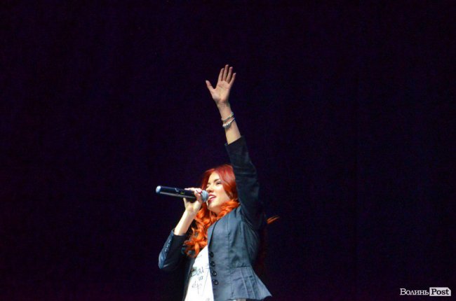 Актори серіалу «Школа» зустрілися з фанами у луцькому «Промені». ФОТО