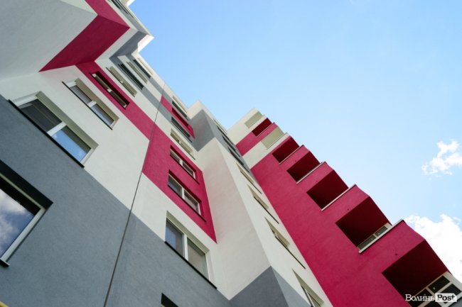 Роботи ні на мить не припиняються: як у Луцьку «росте» ЖК «Caramel Residence». ФОТО*