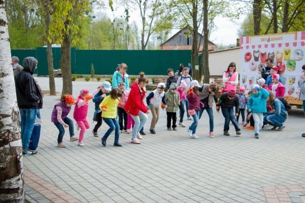 У Луцькому зоопарку дітлахи знайшли загублене яйце. ФОТО