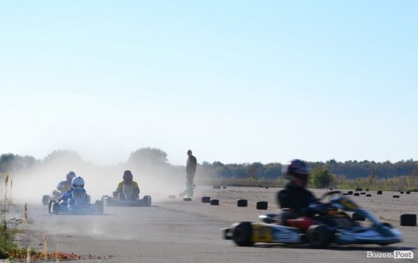 Автомотофестиваль під Луцьком: день другий. ФОТО