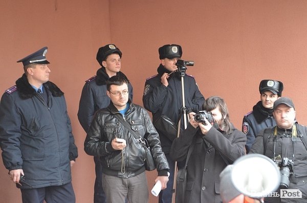 Пікет міліції та прокуратури в Луцьку. ФОТО