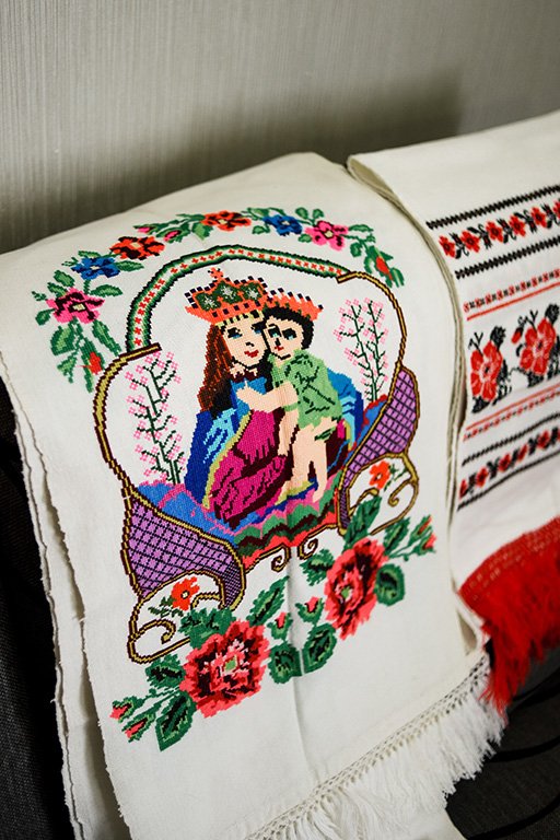 Вишивка з характером: майстриня лісу з Волині показала унікальну колекцію робіт. ФОТО