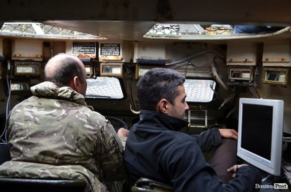 Батальйону «Айдар» подарували «броньовика». ФОТО