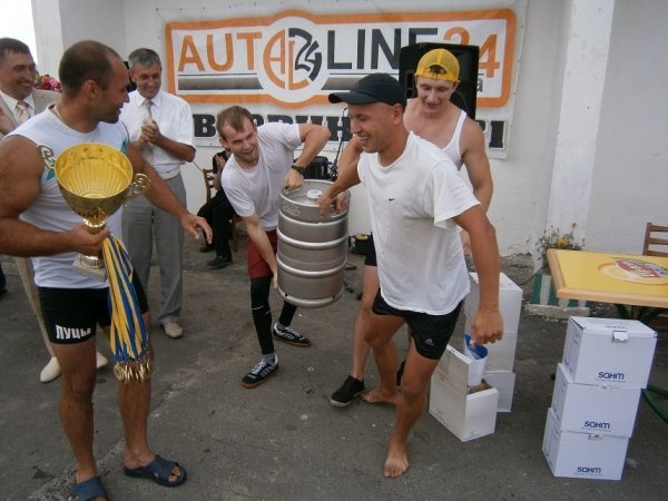 У Ковелі плавали на «драконах». ФОТО