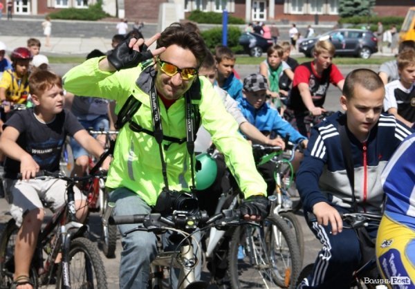 Велодень у Луцьку зібрав більше тисячі людей. ФОТО 