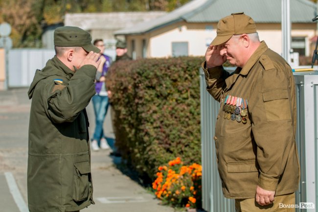 У Луцьку з Днем захисника України привітали нацгвардійців. ФОТО