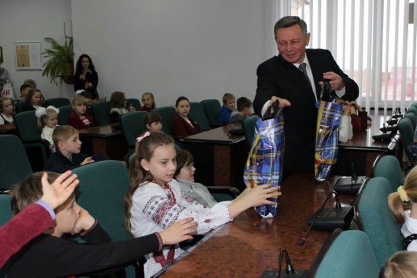 Луцьк відзначає День святого Миколая. ФОТО