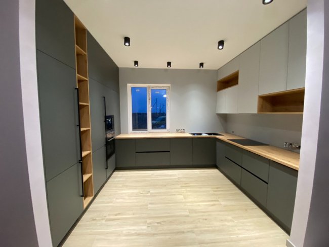 «Ми робимо добре або дуже добре», – керівник волинської меблевої компанії BROSKO*