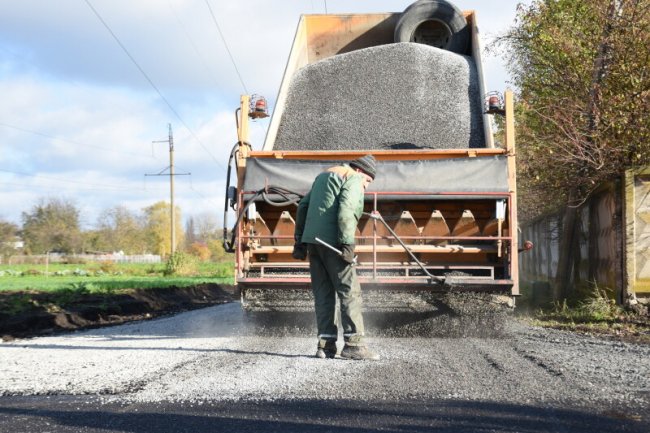 Соборності та Ківерцівська: розповіли, як проходить ремонт доріг та дворів у Луцьку. ФОТО