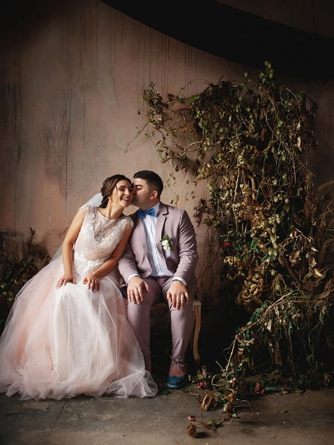 Відомий волинський гуморист зворушливо привітав дружину з річницею весілля. ФОТО