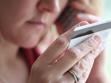 Двох волинянок телефонні шахраї розвели на гроші