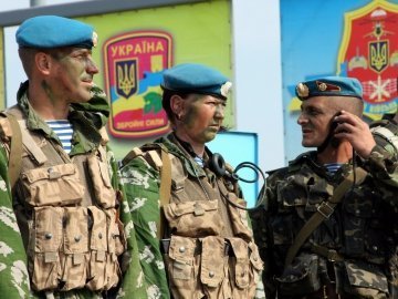 Іноземцям дозволили служити в українській армії