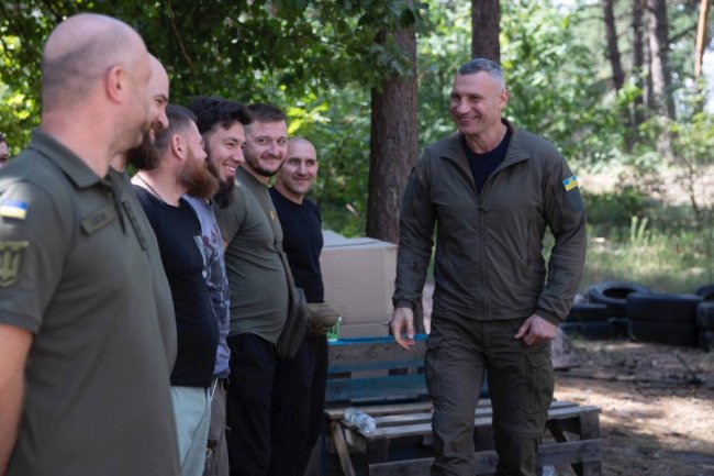 1200 дронів, 60 систем РЕБ – громада Києва посилила ЗСУ на найгарячіших напрямках, – Кличко