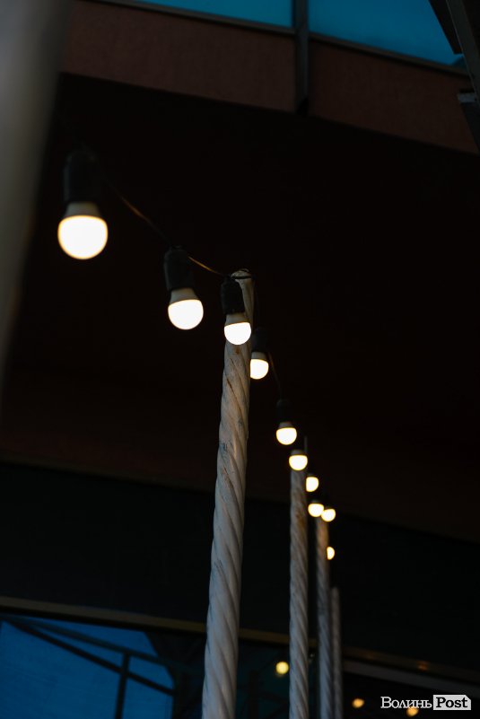 У Луцьку відкрили нову літню терасу із неймовірним краєвидом на місто*