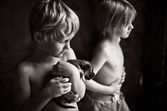 Дитяче літо без ґаджетів та Інтернету у світлинах польського фотографа