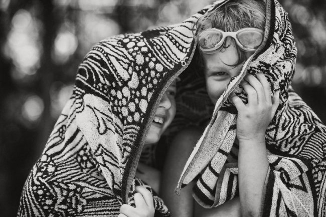 Дитяче літо без ґаджетів та Інтернету у світлинах польського фотографа