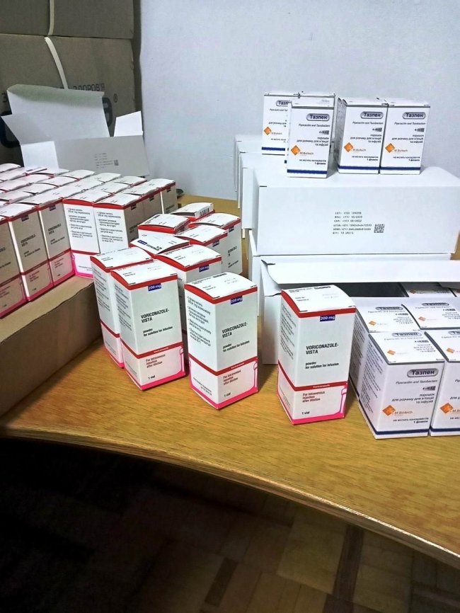 Маленьким важкохворим волинянам придбали дороговартісні лікарські засоби