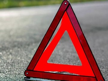 Поліція розшукала водія, який скоїв автопригоду в Луцьку і втік