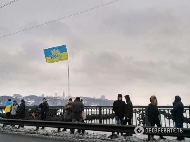 У Києві на День Соборності з'єднали два береги. ФОТО