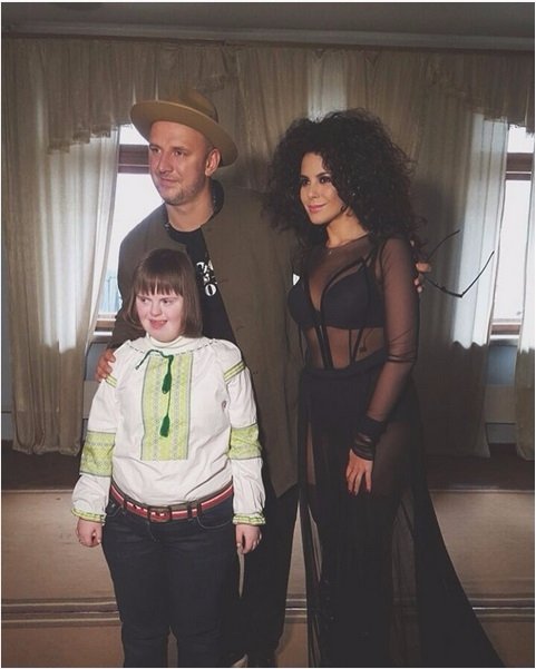 Потап і Настя здійснили мрію маленької лучанки. ФОТО