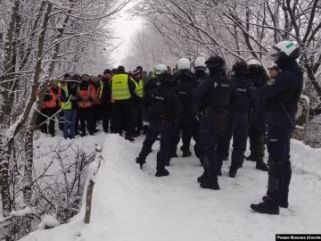 Українські водії на кордоні планують голодування, – ЗМІ