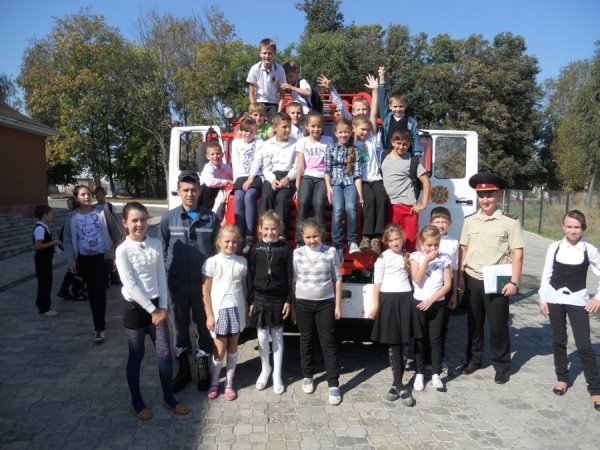 У Ківерцях навчали дітей гасити пожежу. ФОТО